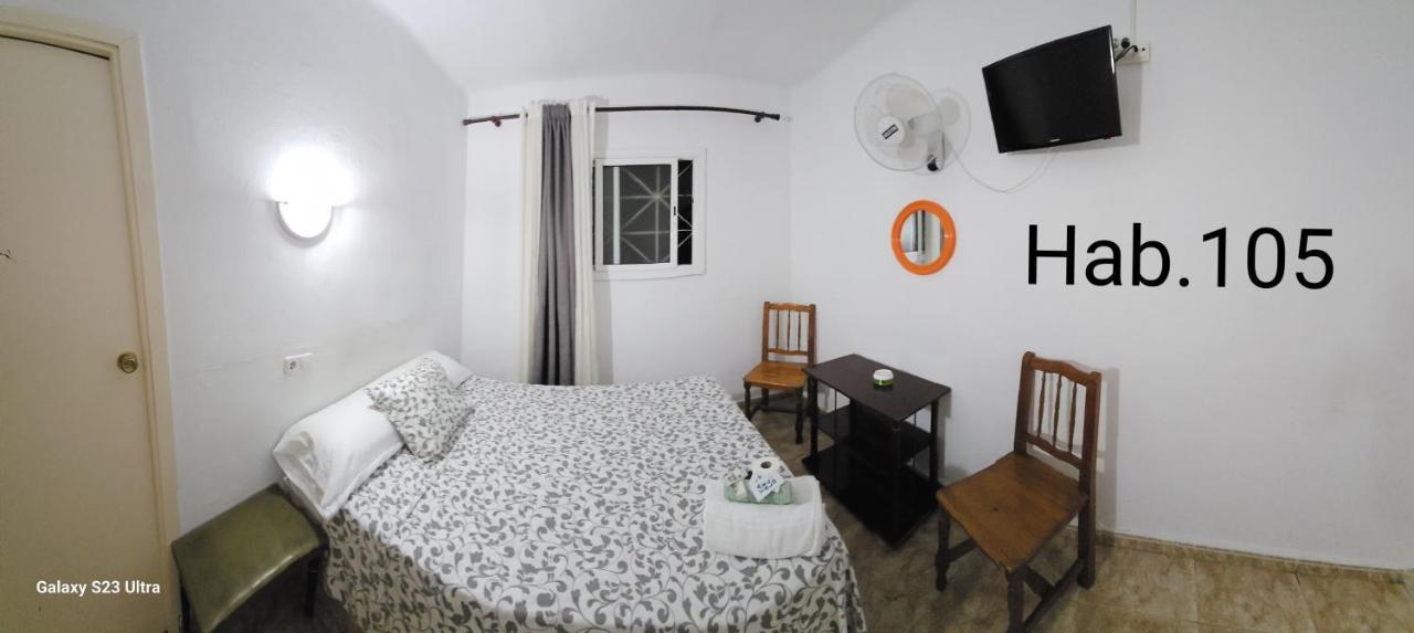 Hostal Sol Celeste Lloret de Mar Esterno foto