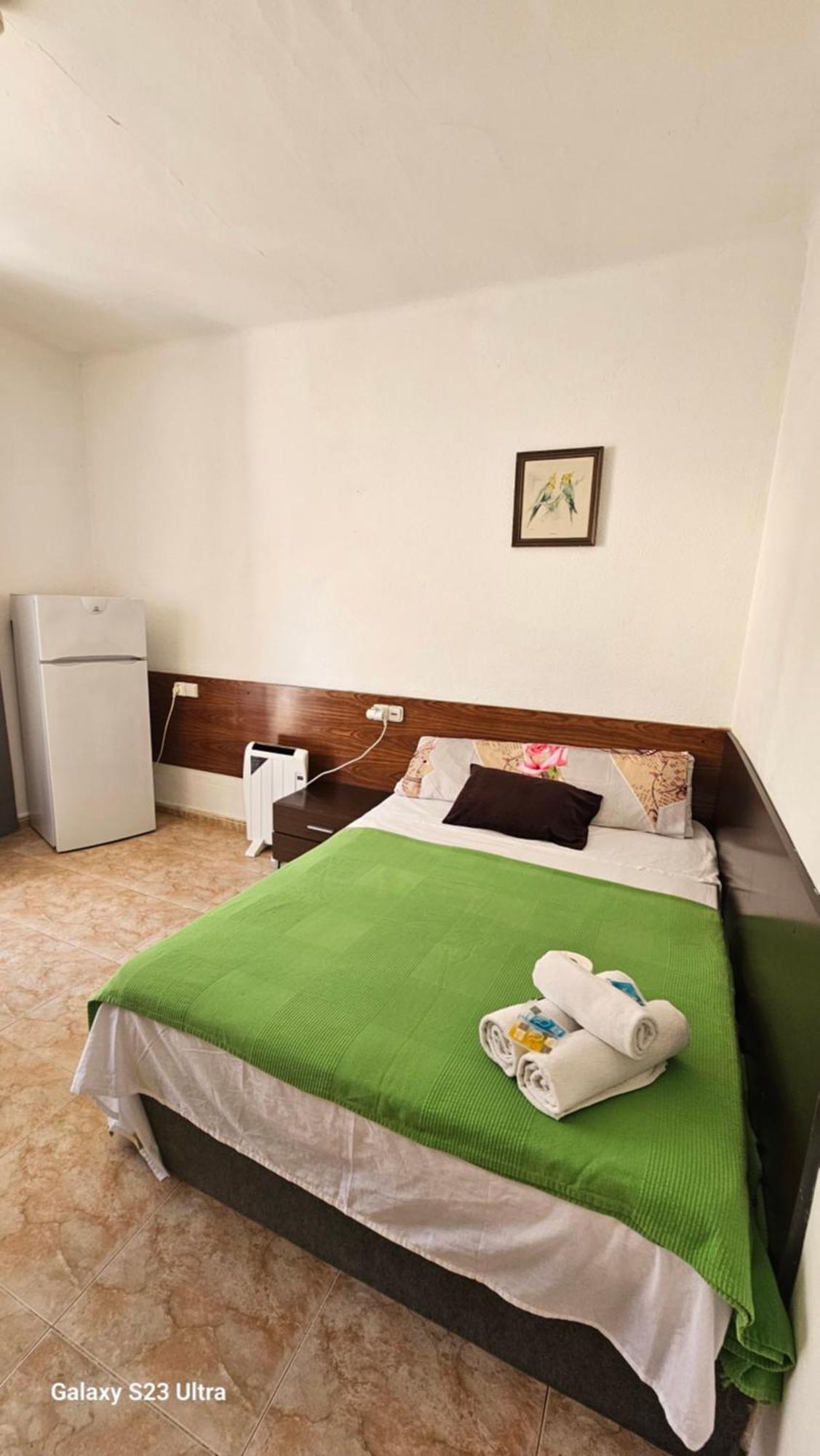Hostal Sol Celeste Lloret de Mar Esterno foto