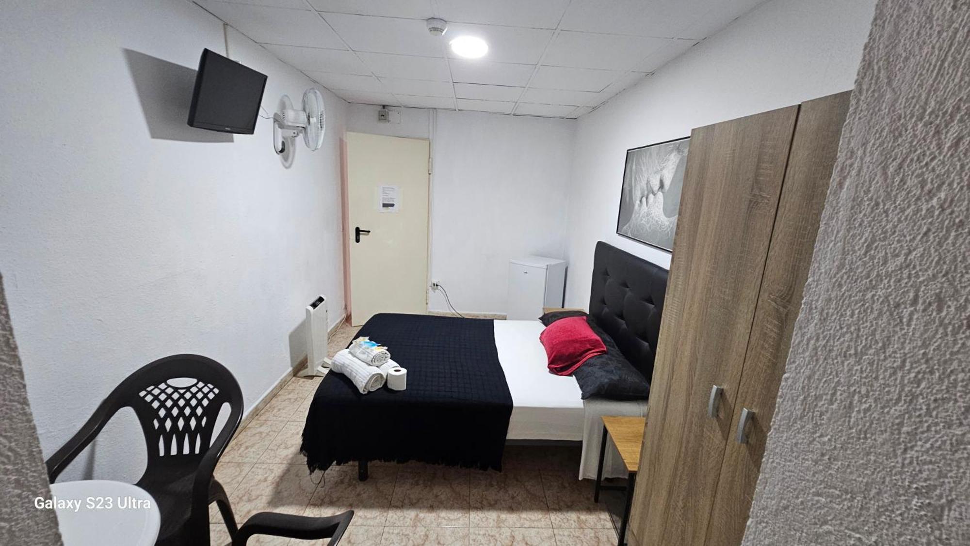 Hostal Sol Celeste Lloret de Mar Esterno foto