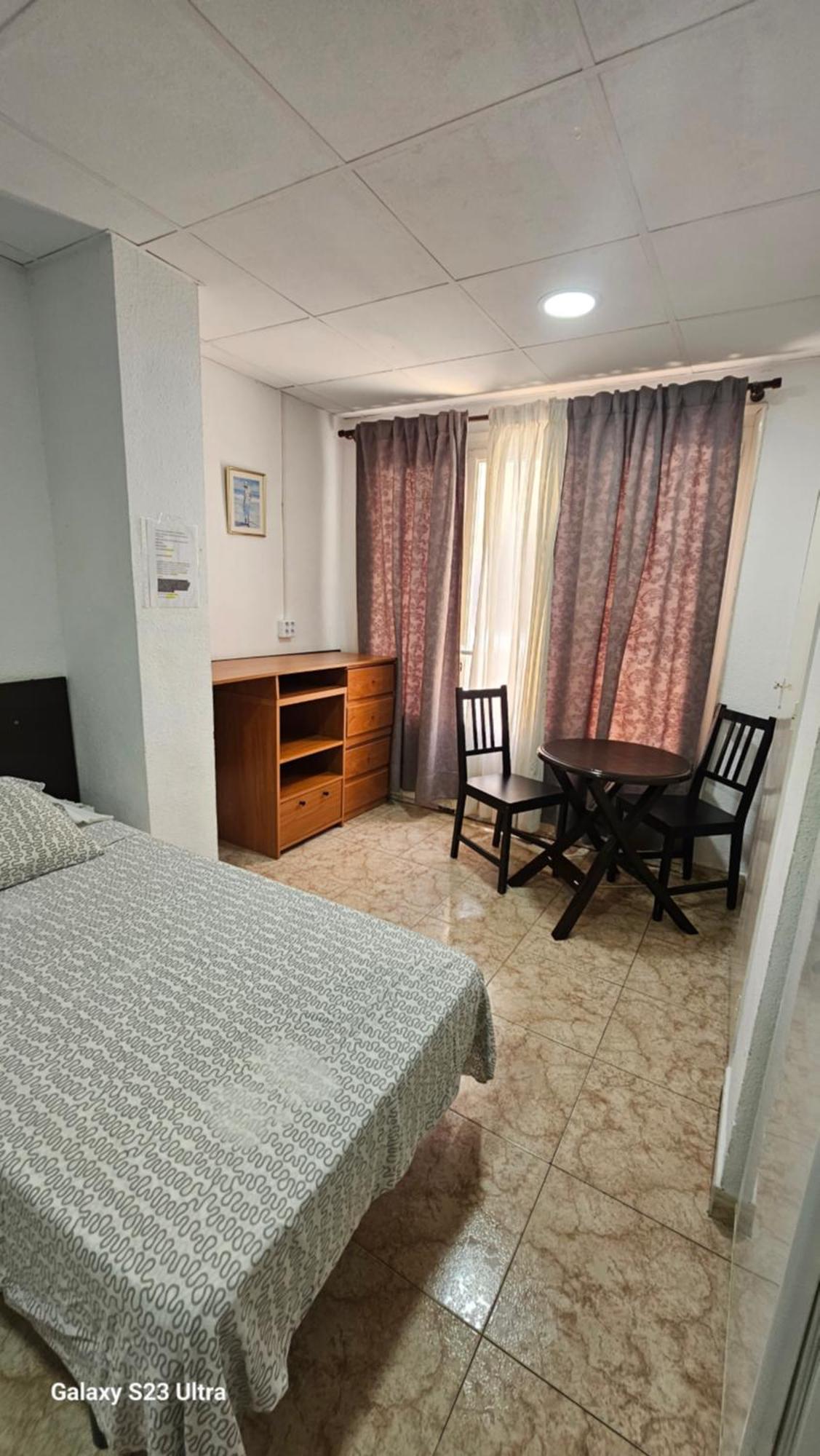 Hostal Sol Celeste Lloret de Mar Esterno foto